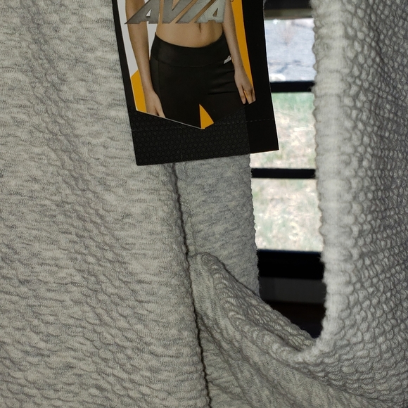 Activewear Jacket - Picture 3 of 5